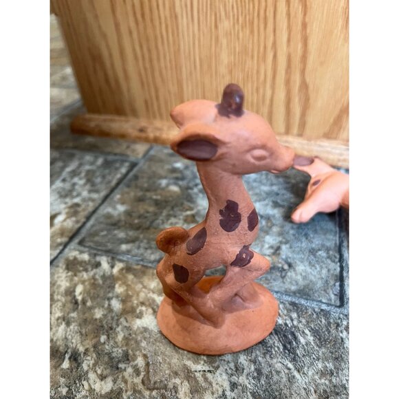 Vintage 1965 Set Of 3 Handmade Ceramic Giraffes 2 Seating 1 Standing Orange - Picture 4 of 7